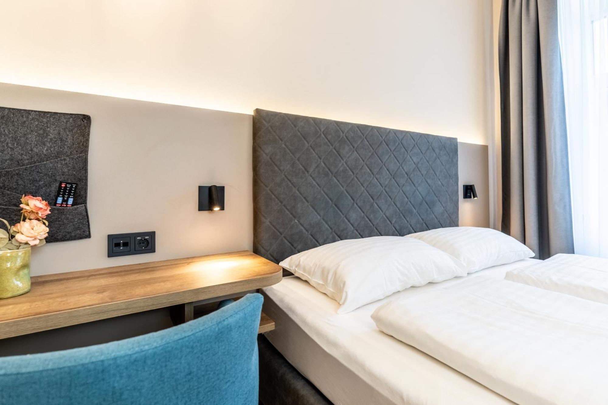 Das Jedermann Boutiquehotel Mit Stadtgarten Salzburg Bagian luar foto
