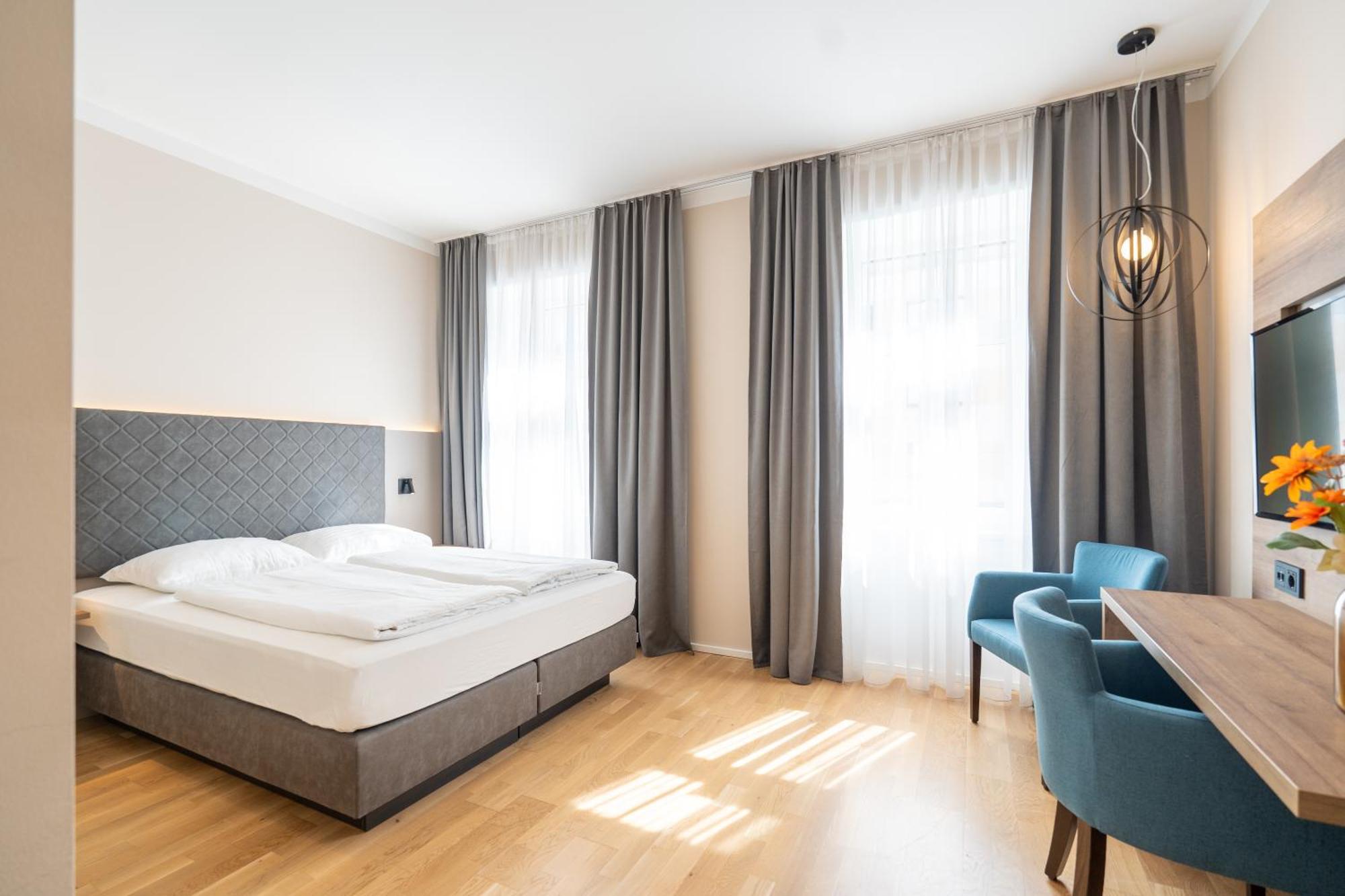 Das Jedermann Boutiquehotel Mit Stadtgarten Salzburg Bagian luar foto