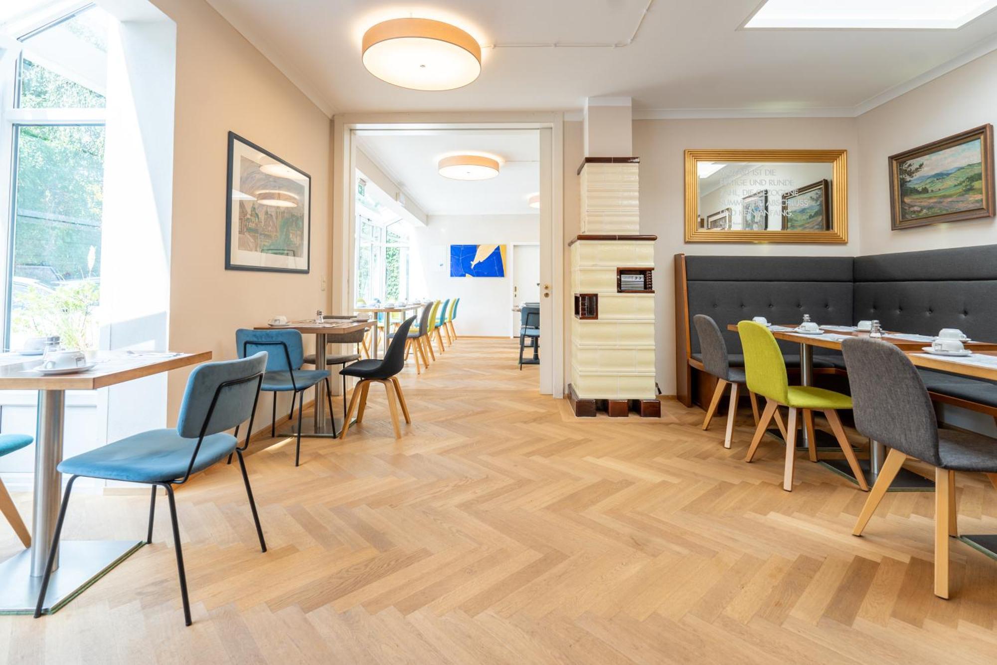 Das Jedermann Boutiquehotel Mit Stadtgarten Salzburg Bagian luar foto